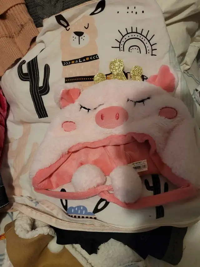 Vêtements pour Fille Taille 6 in Kids & Youth in Longueuil / South Shore - Image 6