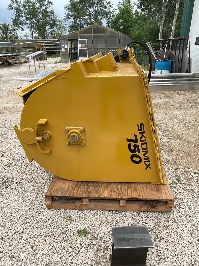 CEMENT  MIXER “QUICK ATTACH CONCRETE  MIXER” in Other Business & Industrial in Winnipeg - Image 10