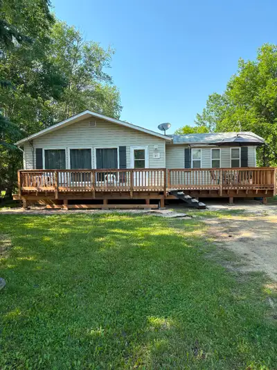 Cabin rental in Matlock, MB, View more