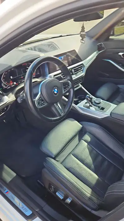 ⭐️ M SPORT PACKAGE ⭐️ TINTED WINDOWS ⭐️ EXCELLENT FUEL ECONOMY ⭐️ APPLE CARPLAY / USB / BLUETOOTH ⭐️...