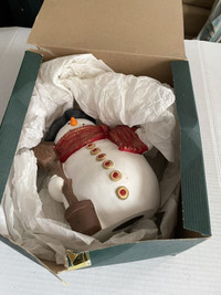 China snowman in green box