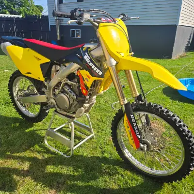 Bike is in excellent condition Adult owned efi fuel injected 76 hors on it had brand new tires maint...