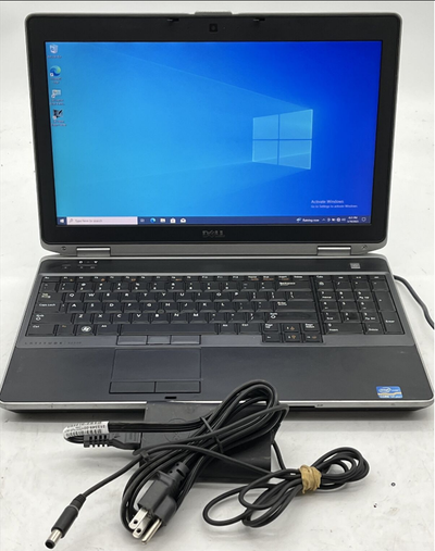 With Lite up Keyboard, SSD Hard Drive, & Web Cam! A QUALITY 14" Dell Laptop in Great Overall Conditi...