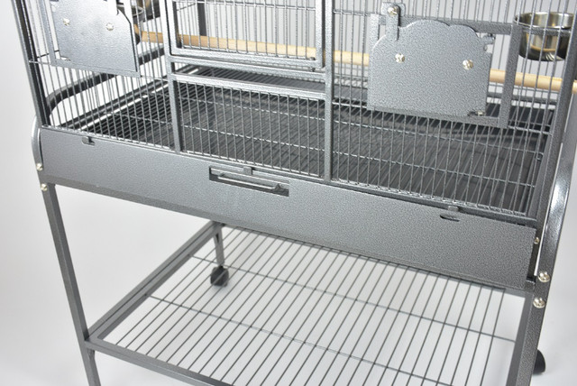 32" VICTORIAN TOP PARROT BIRD FLIGHT CAGE in Accessories in Mississauga / Peel Region - Image 2
