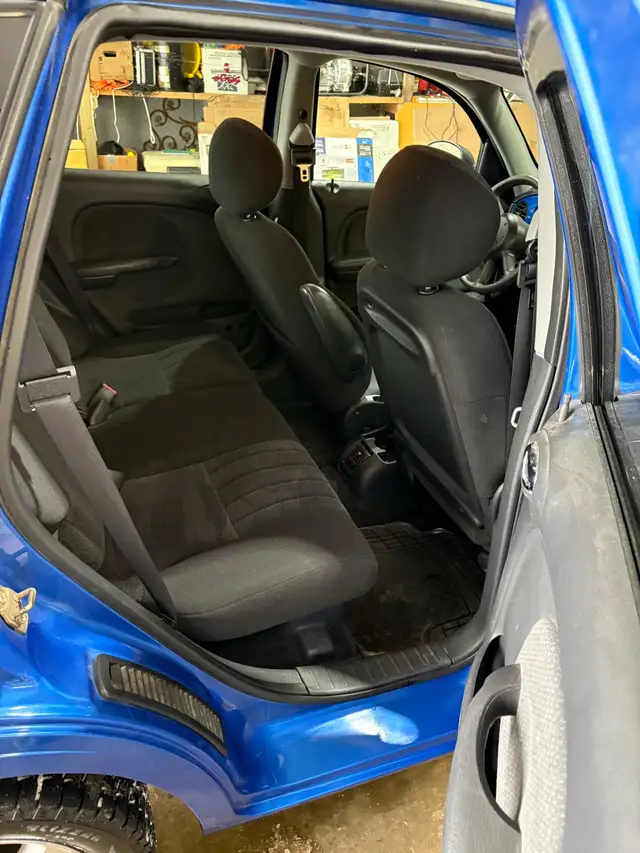 2005 PT Cruiser in Cars & Trucks in Strathcona County - Image 10