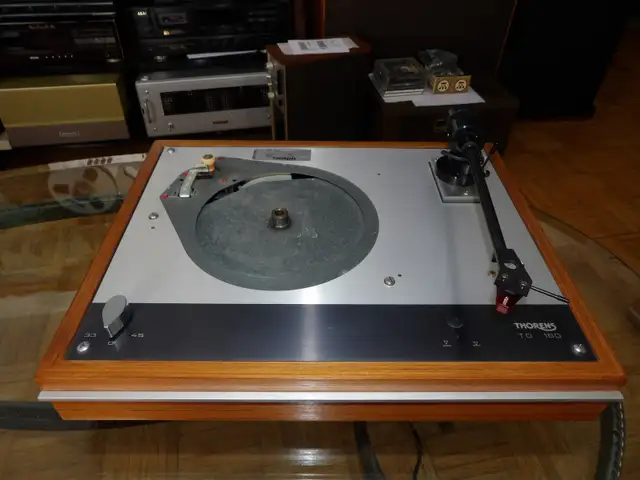 Thorens TD 160 turntable, CONSIDERING TRADES in Stereo Systems & Home Theatre in Gatineau - Image 8