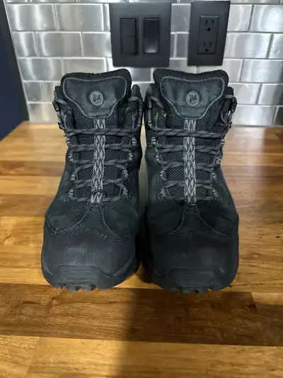 Merrell men's size 8.5 winter hiking / walking boots - Black, View more