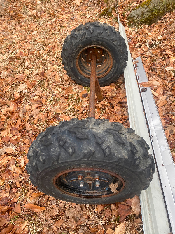 Quad utility trailer axle in Cargo & Utility Trailers in Renfrew - Image 2