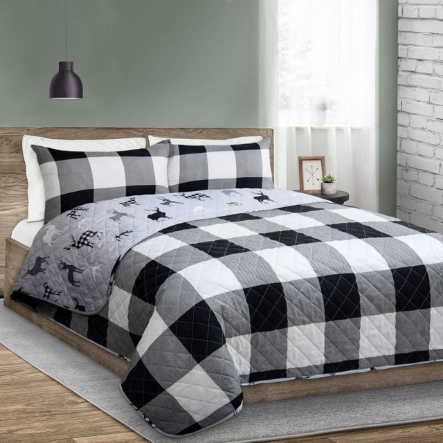 New Buffalo Plaid Deer Reversible Quilt Set - QUEEN OR KING $65 in Bedding in North Bay
