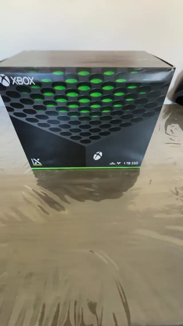Xbox series x in Xbox Series X & S in Cape Breton - Image 2