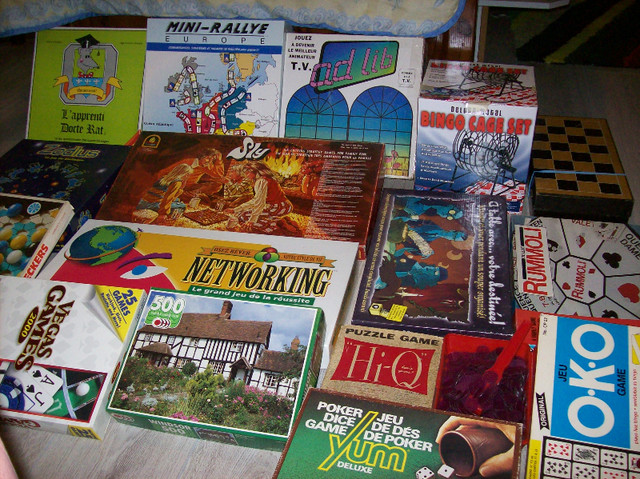 jeux vintage,toutous,bateau,piano, dans Jouets et jeux  à Laval/Rive Nord