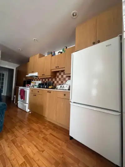 3/12 a louer situé a venise-en-quebec