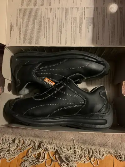 LEMATITRE Sporty safety shoes woman’s size 8 , View more