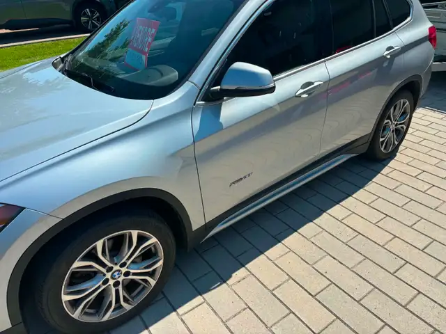 BMW X1 28i 2017529384609877207047