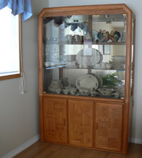China Cabinet - With Top and Bottom Lighting