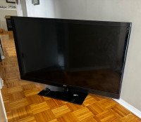 55 inch TV , LG - HD 1080 , with new remote. 