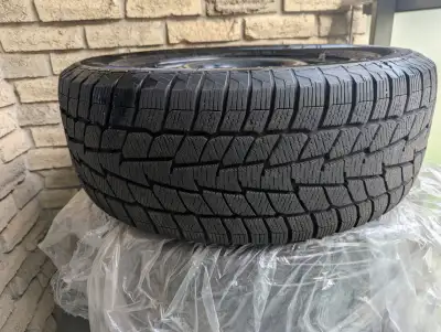New tires used 1 season. New steel rims and new sensors. Moto master.