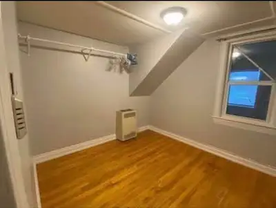 Unfurnished room for rent $800 per month 1 unfurnished room for rent - Female only Available from Oc...