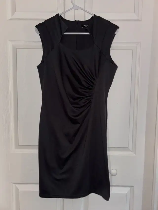 Dresses (Size 12) in Women's - Dresses & Skirts in Saint John - Image 9