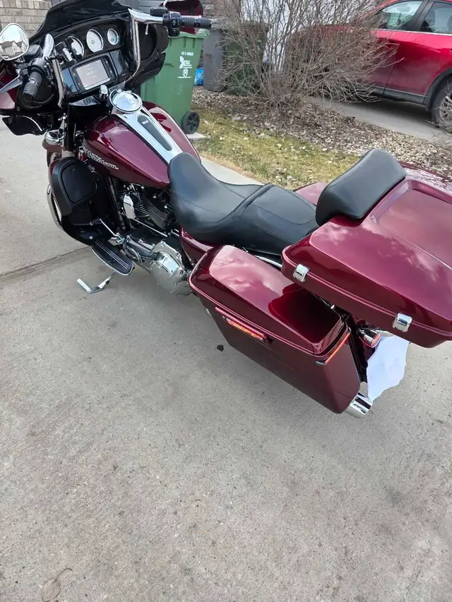 2014 Harley Davidson Street Glide Special in Street, Cruisers & Choppers in Edmonton - Image 2
