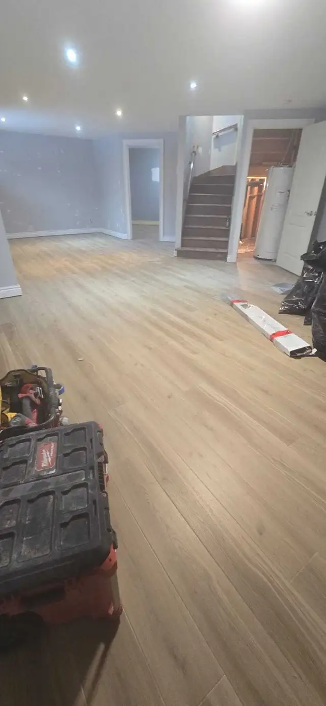 Vingly Floor Installation490886862346670085