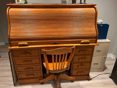 Bureau de banquier/notaire, style antique, View more