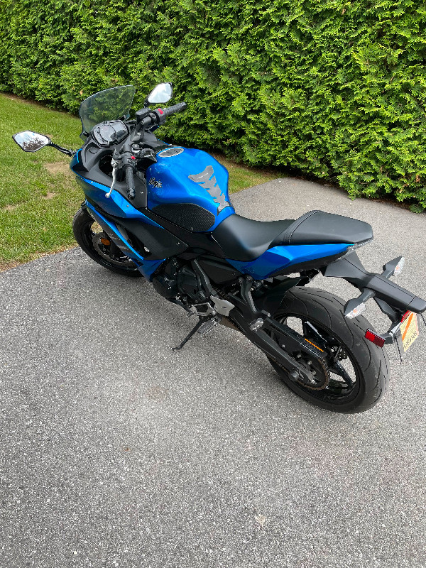Ninja Kawasaki 650 2018 bleu dans Motos sport  à Longueuil/Rive Sud
