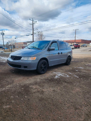 2000 Honda Odyssey