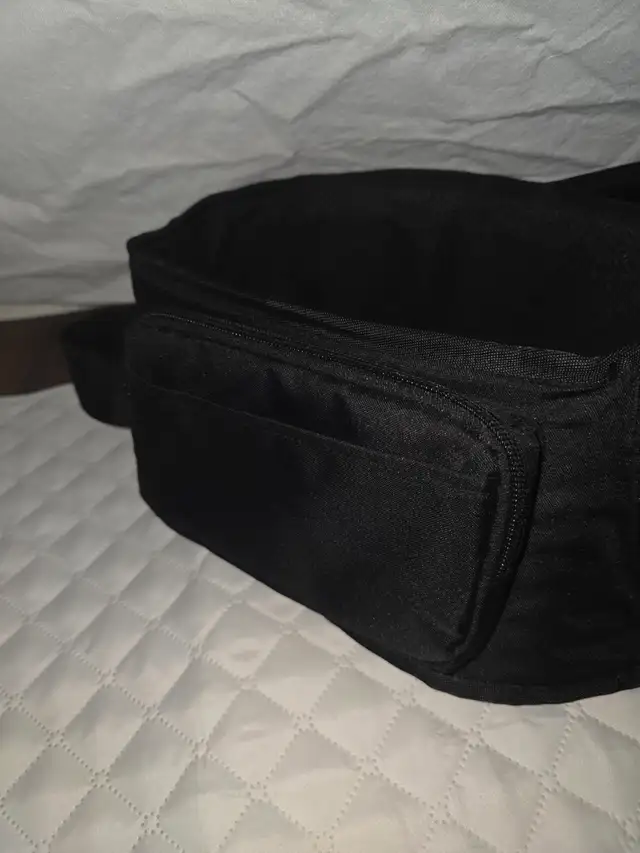 Momcozy Hip Seat Baby Carrier in Strollers, Carriers & Car Seats in City of Toronto - Image 4