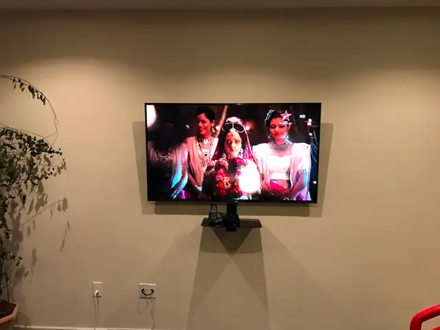Professional Service LED-PLASMA TV Wall Mount Installation545693925754152961