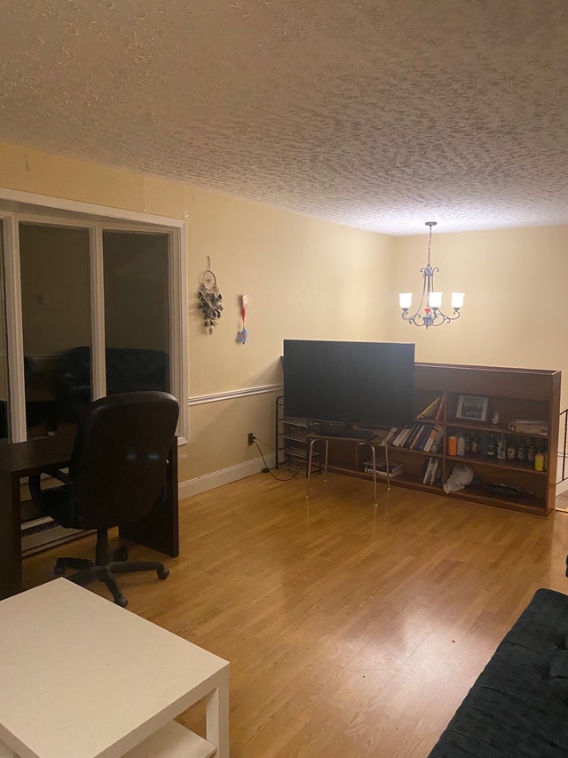 Room available for rentstarting Mayclose to UNB Room Rentals