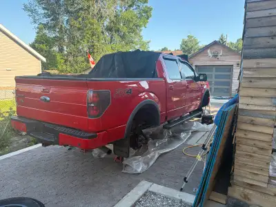 160000 km needs cam phasers timing chain sunroof leather drives like new