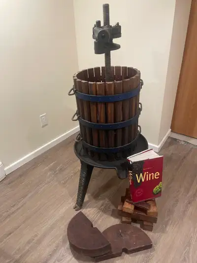 Description A original Pietro Culotta cast iron 16.4 Gallon floor model wine press. Plus stem remova...