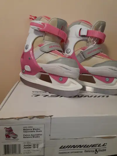 Ice skates (size J12-2), View more