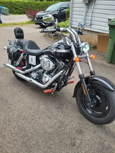 Harley dyna fxdwg 2003 très propre 2 sachoche facture et photo 150607 kilomètre changer