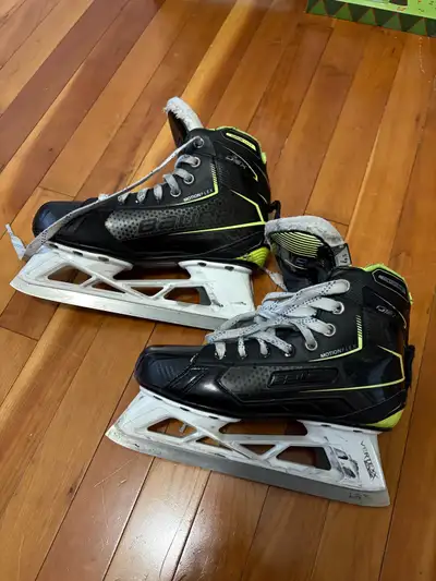 Goalie skates size 4.5, View more