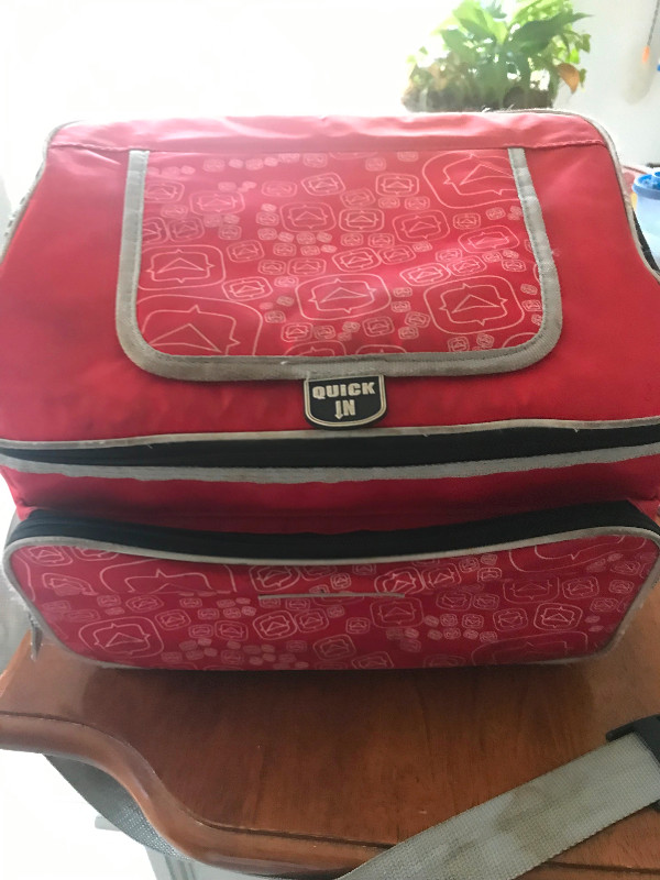 Lunch box cooler - Insulated in Other in Barrie