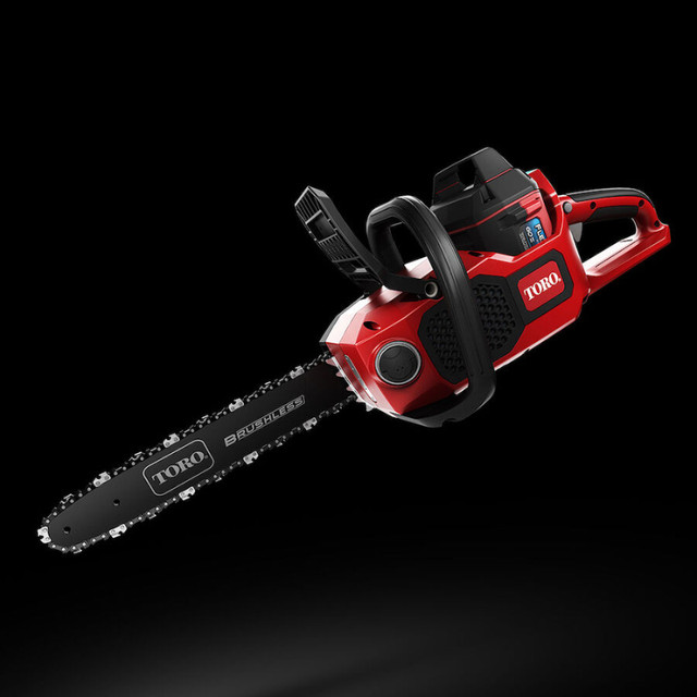 NEW TORO 16" ELECTRIC CHAIN SAW 51850 WITH BATTERY AND CHARGERS in Other in North Bay - Image 2
