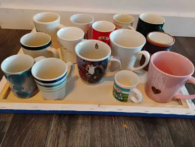 Mixed Cups in Dining Tables & Sets in City of Halifax - Image 2