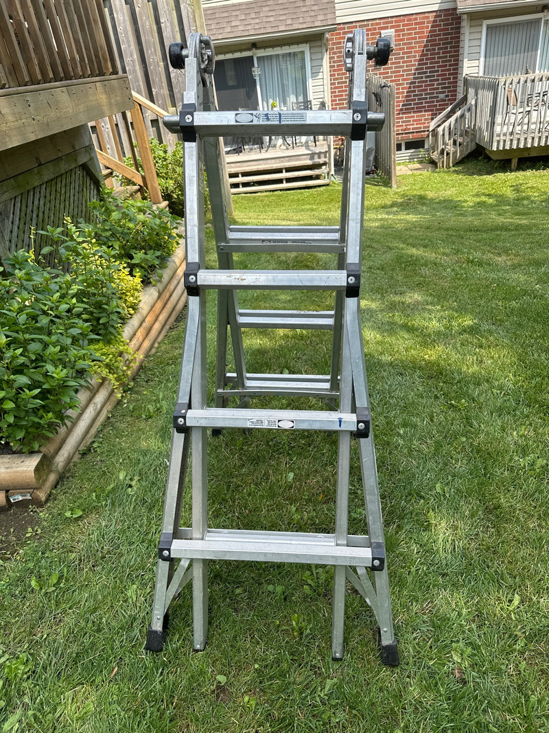 Featherlite 14 ft multipurpose scaffold ladder Ladders & Scaffolding Cambridge Kijiji