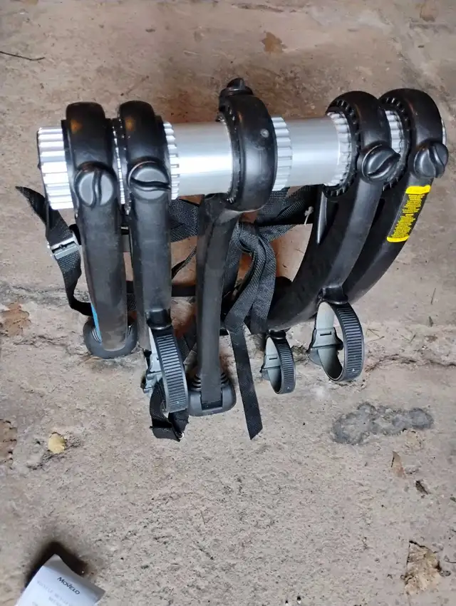 Saris Bones Black 2 Bike Trunk Bike Rack in Road in Cambridge - Image 6