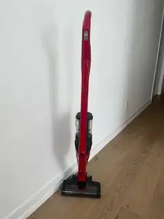 Cordless and bagless multi-use flexible stick vacuum with attachable multifloor brush, wall-mounted...