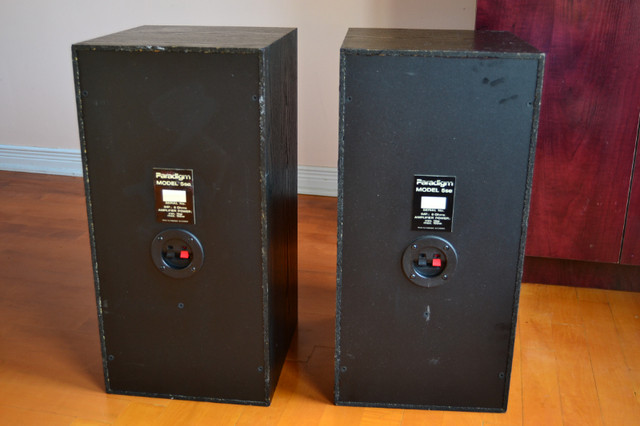 PARADIGM MODEL 5SE BOOKSHELF SPEAKERS MADE IN CANADA 8 OHMS 100W in Speakers in Gatineau - Image 3