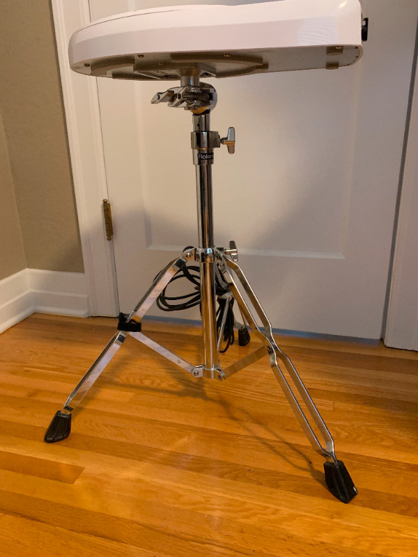 Roland HandSonic 10 in Drums & Percussion in Lethbridge - Image 4