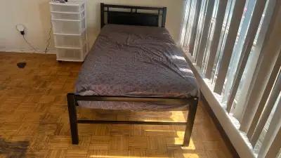 ️ Shared Room for Rent – $400/month – All Utilities Included!