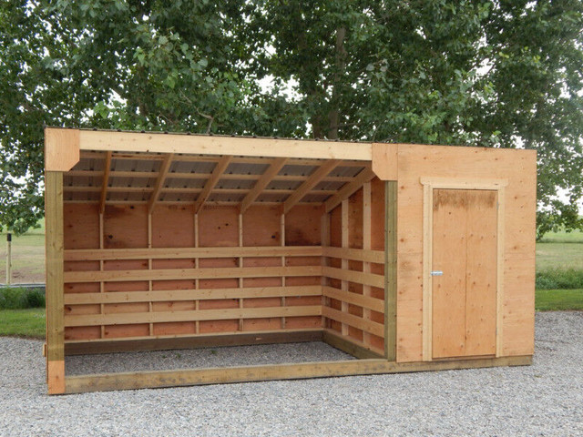 Quality Custom Built Livestock Shelters in Equestrian & Livestock Accessories in Lethbridge - Image 3