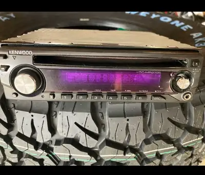 Kenwood KDCMP2035 Removable face CD car stereo