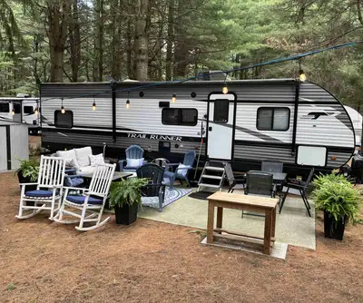 2021 Travel Trailer at W26 Fisherman’s Cove (Kincardine) in great condition. Heartland Trailrunner 3...