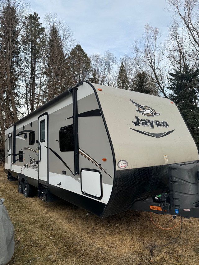 Immaculate 2017 Jayco Jayfight 28’BHBE in Travel Trailers & Campers in Strathcona County