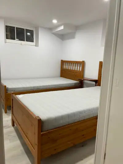 All inclusive Furnished Free wi fi No pet, no smoking/ drinking 2 bedrooms- separate entrance 500/60...